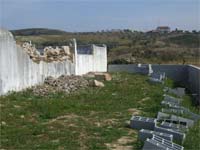 Miradeses reclama obra inacabada do cemitério