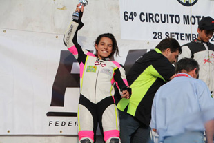 Bruna Lopes não descola da vice-liderança