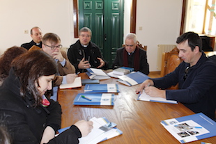 Solidão em que vivem os idosos preocupa bispo de Bragança-Miranda