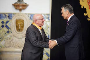 Dionísio Gonçalves condecorado pelo Presidente da República