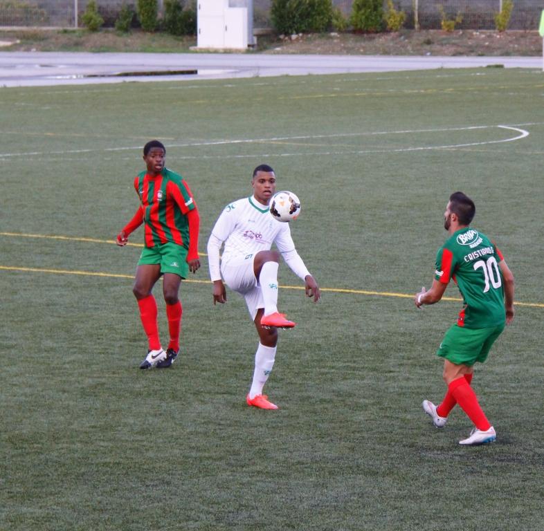 Jogo marcado por quatro expulsões