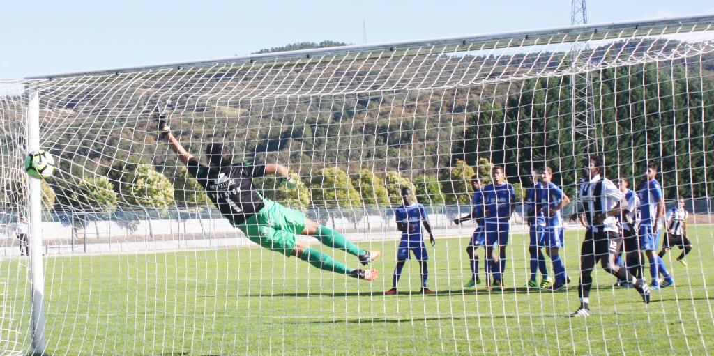 Alvinegros continuam sem vencer