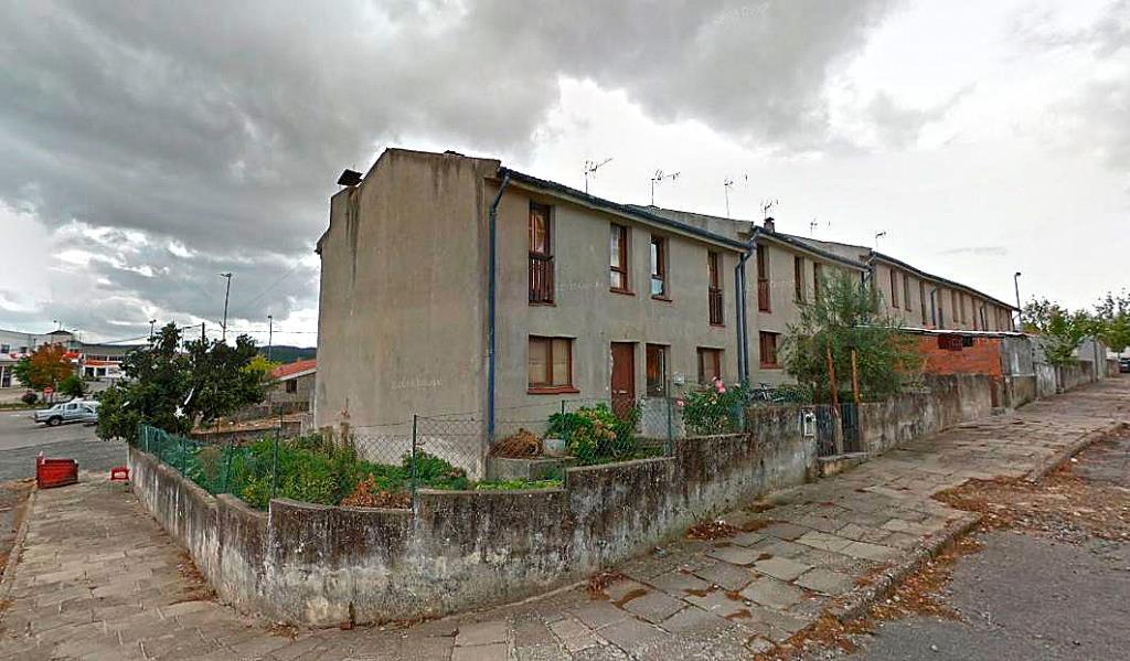 Mogadouro avança para reabilitação do bairro social