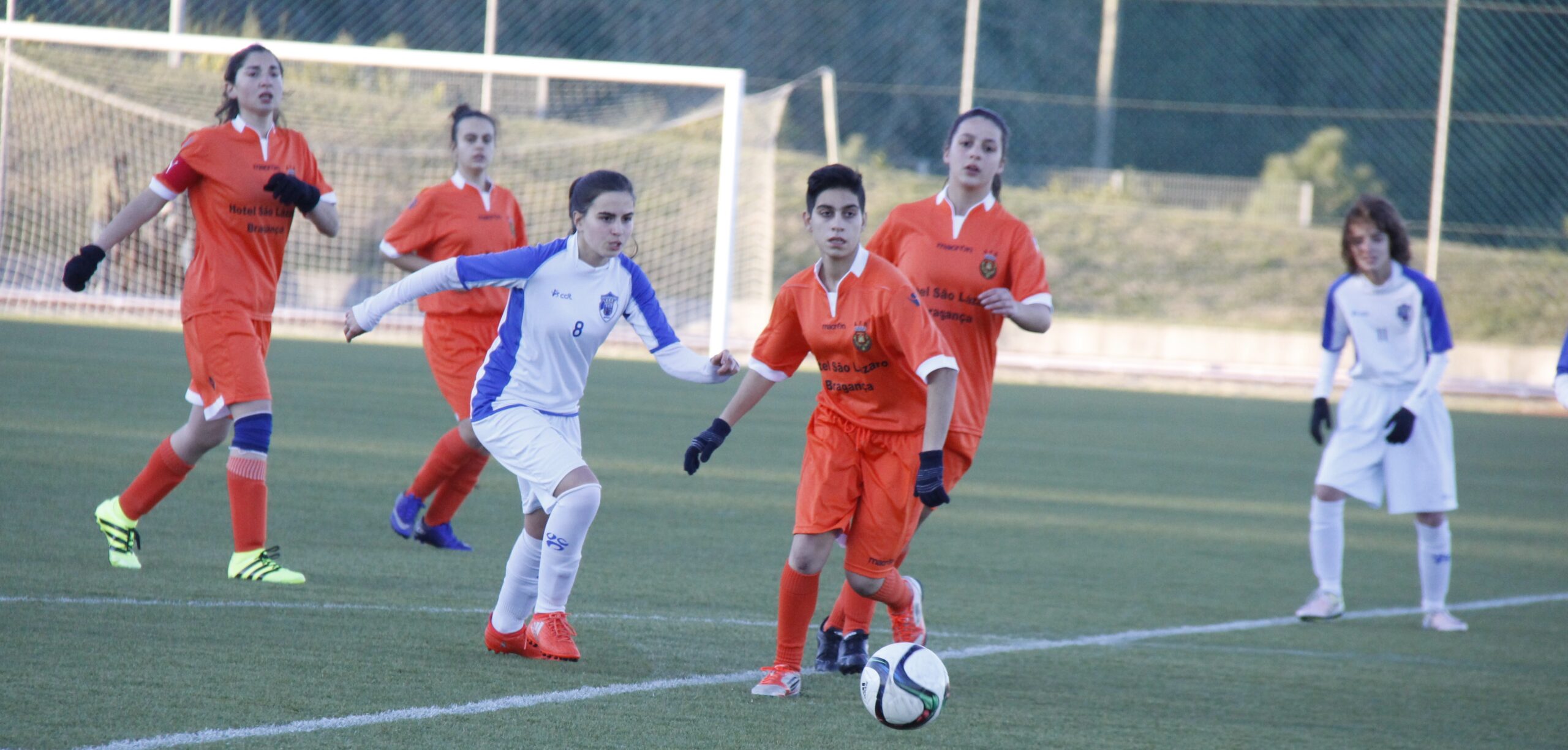 Jovens jogadoras mostraram serviço em Vila Flor