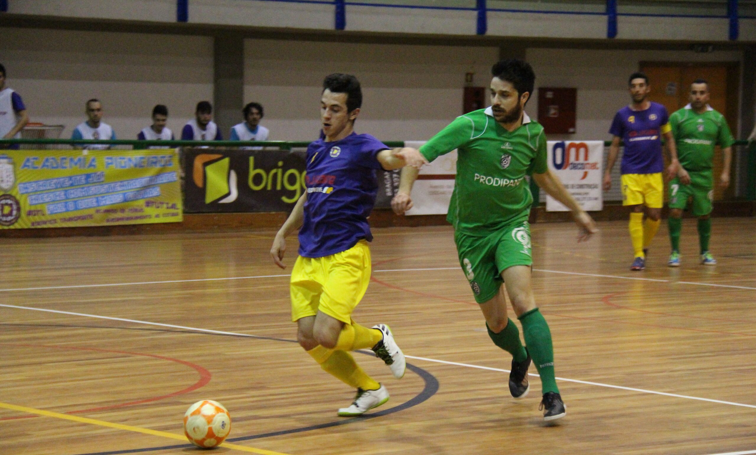 Pioneiros em vantagem para o segundo jogo