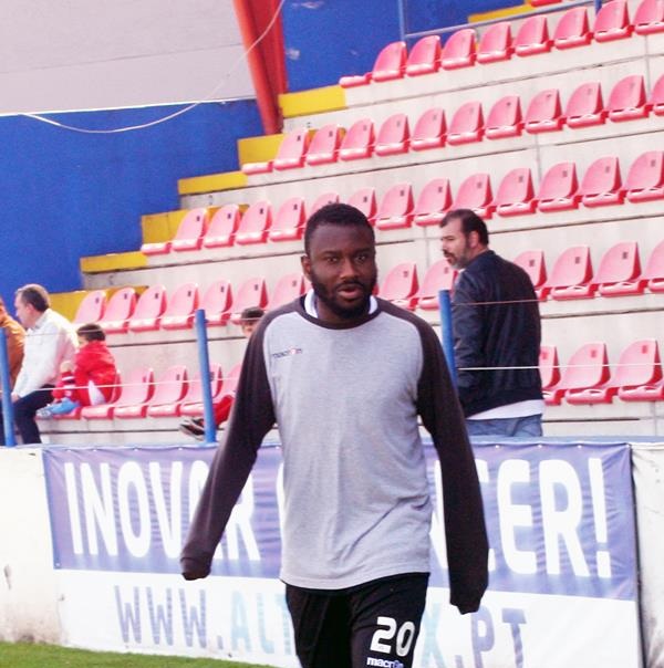 Plantel cada vez mais curto