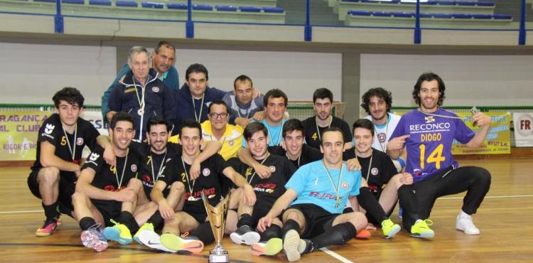 Renasce a esperança do nacional