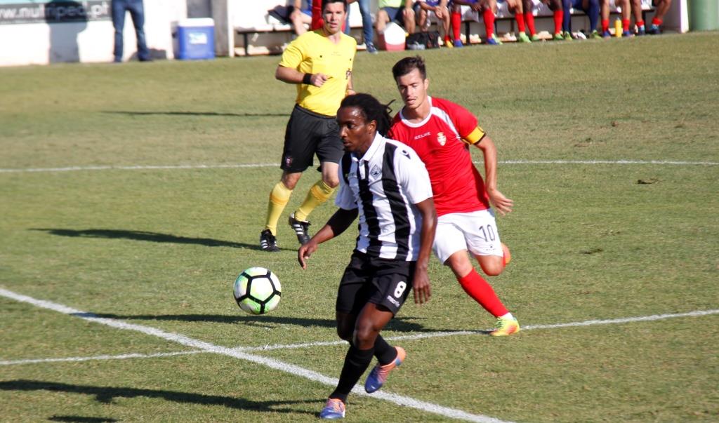 Serviços mínimos dão empate