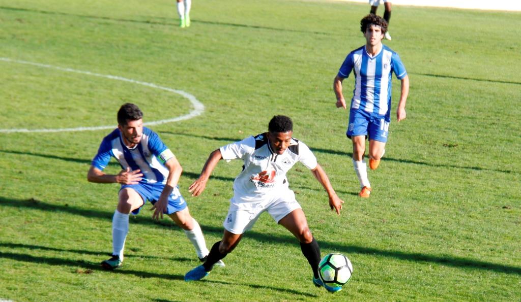 Vizela vence no último minuto com um autogolo