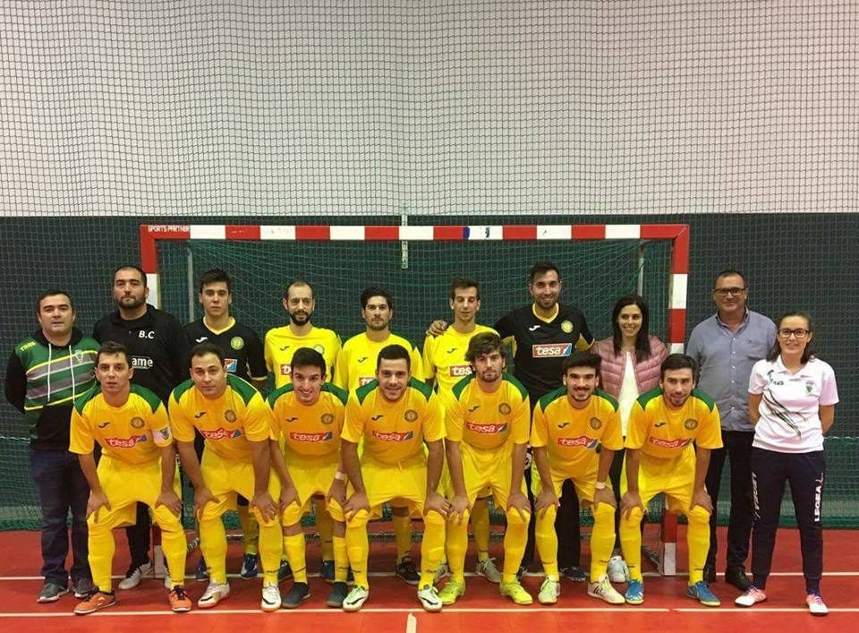 Macedense assume comando do campeonato