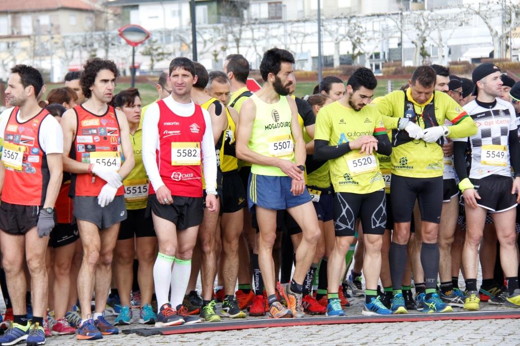 Vitória caseira em dia de aniversário