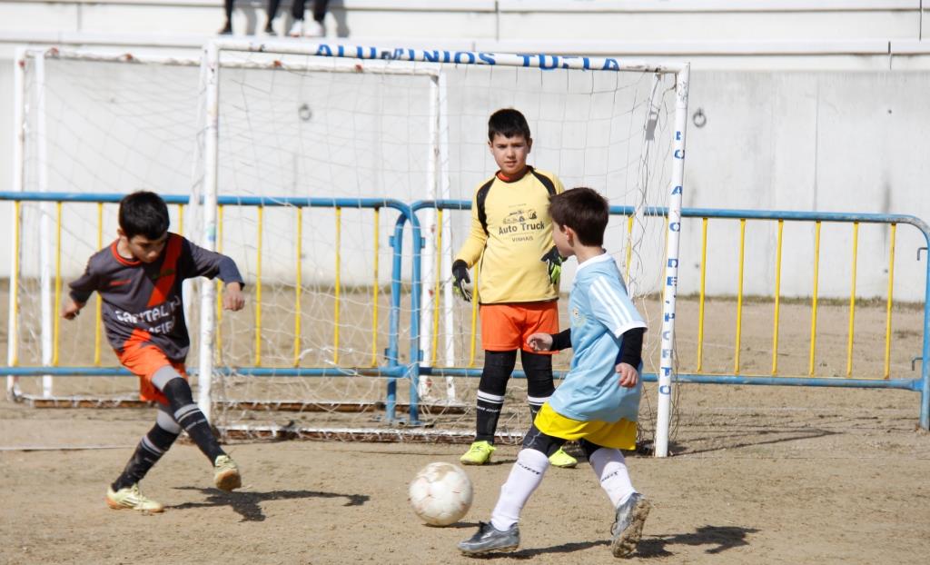 Torneio de Futebol de Rua reuniu cerca de 150 crianças