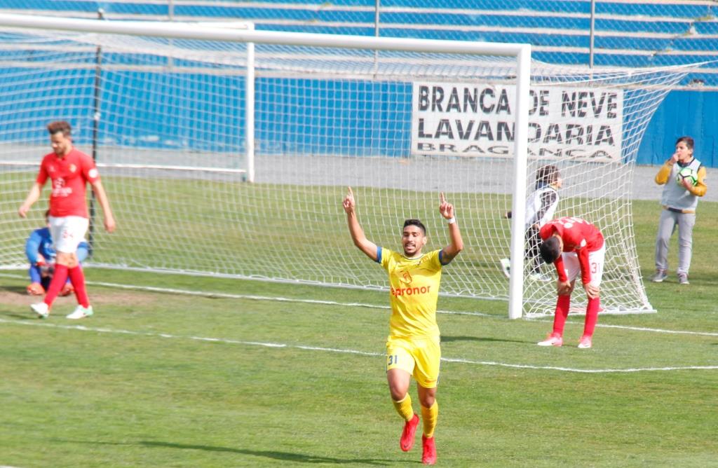 Vitória mantém acesa a esperança brigantina