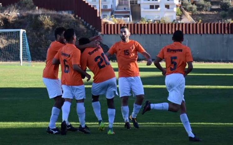 Vila Flor SC isola-se na liderança