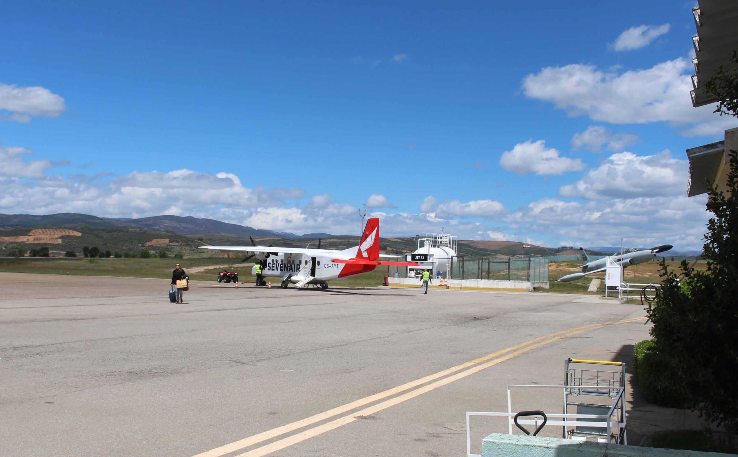 Terminal do aeródromo de Bragança com mais conforto para os utentes