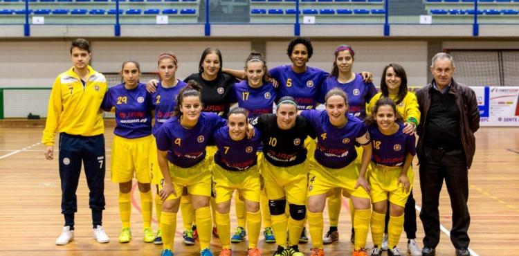 Pioneiros perdem liderança