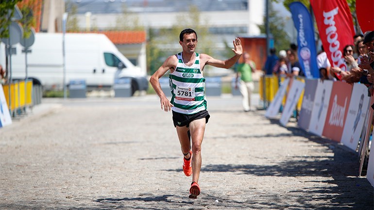 Rui Teixeira vence Meia-Maratona da Cereja