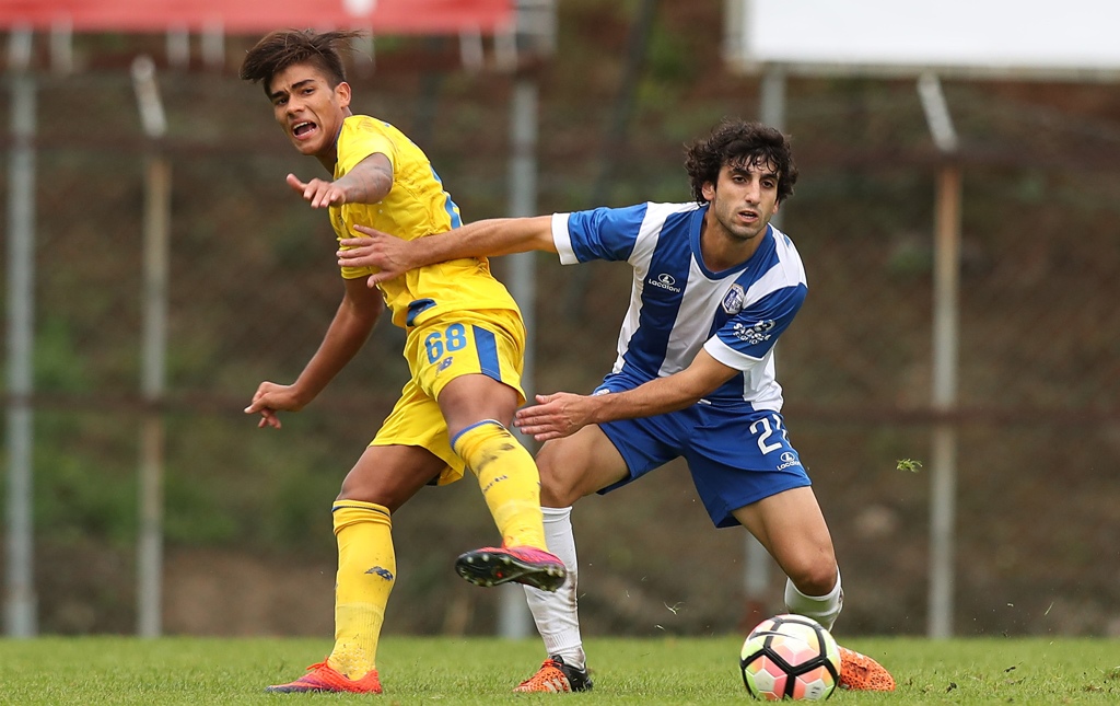 S.C.Mirandela garante André Pinto