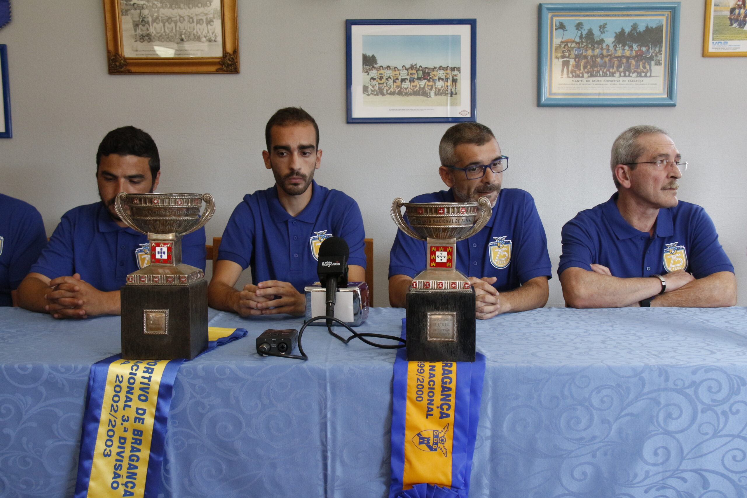 Móbil garante uma equipa competitiva