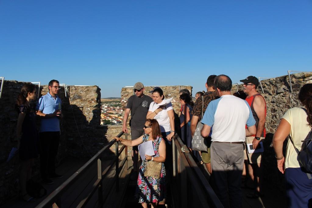 Castelo de Mogadouro “tomado de assalto” por muitos visitantes