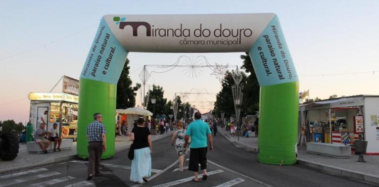 FAMIDOURO celebra artesanato com mais de 70 expositores