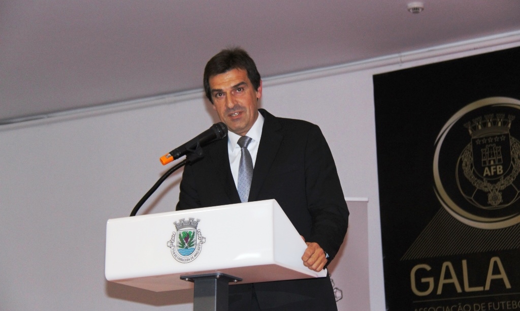 Repsol Gás investe no distrital de futebol sénior