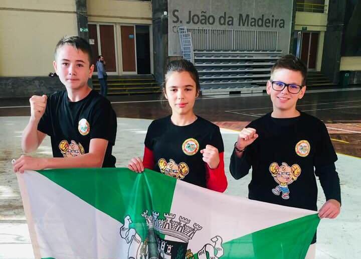 Joana Teixeira, Sacha e Tomás Teixeira sagram-se campeões nacionais de Muaythai