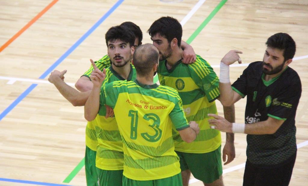 Macedense consegue remontada na segunda metade