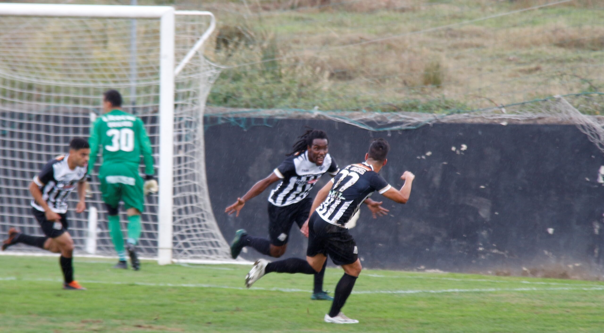 Jogadores alvinegros consideram o resultado “injusto”