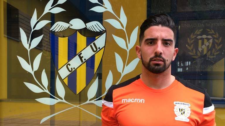 Guarda-redes mirandelense reforça União da Madeira