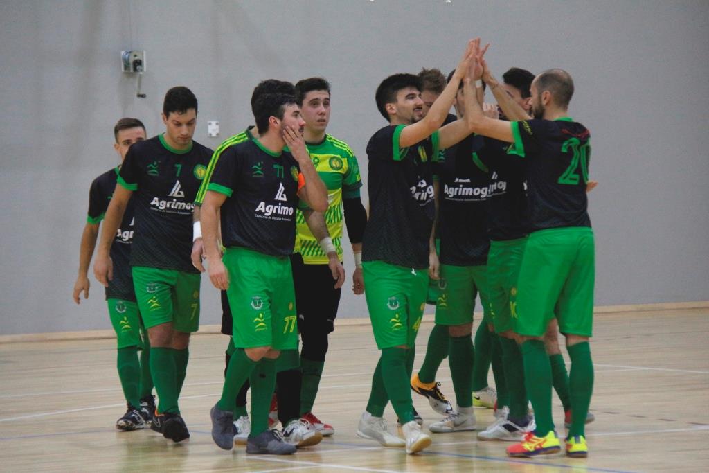 Macedense inicia 2019 a vencer