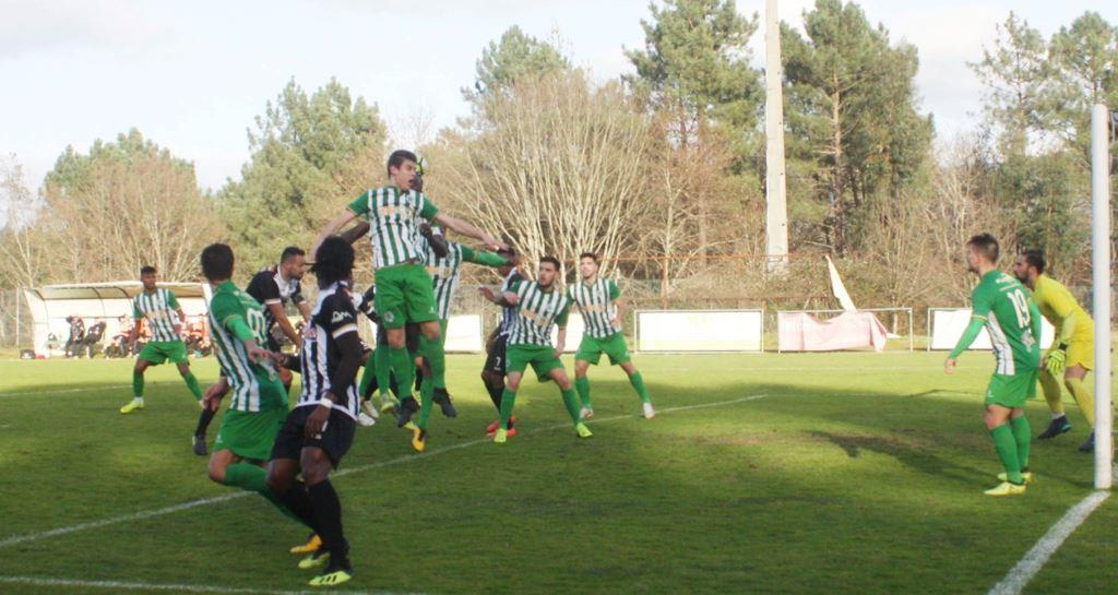 Luís Pinto estreia-se com goleada no comando técnico do SC Mirandela