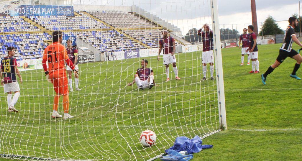 Técnico do Mirandela promoveu estreia de Diogo Santos frente ao Felgueiras