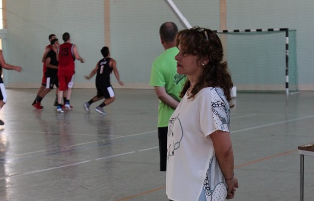 Helena Gonçalves é chefe de comitiva da selecção nacional de basquetebol no Europeu sub-20 feminino