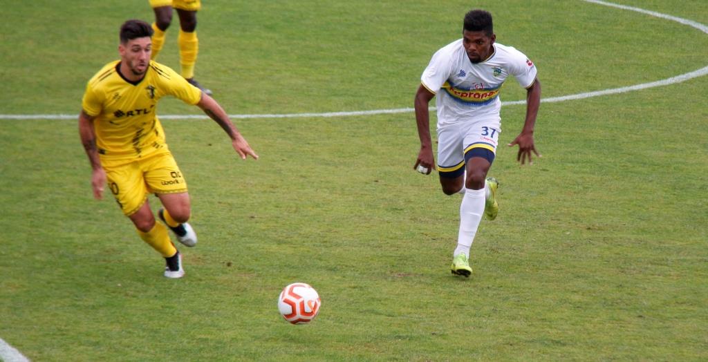 Pedro Freitas impede vitória do Bragança