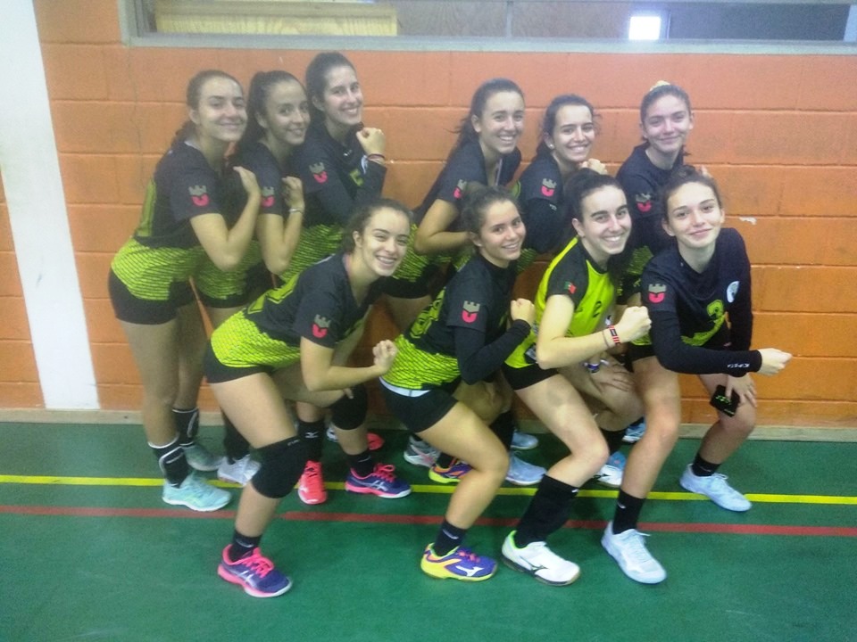 Brigantinas iniciam inter-regional de voleibol a vencer