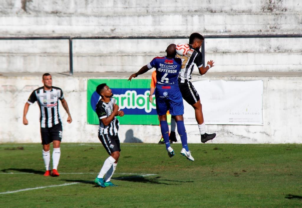 Mirandela e Carção saem da Taça de Portugal de cabeça erguida
