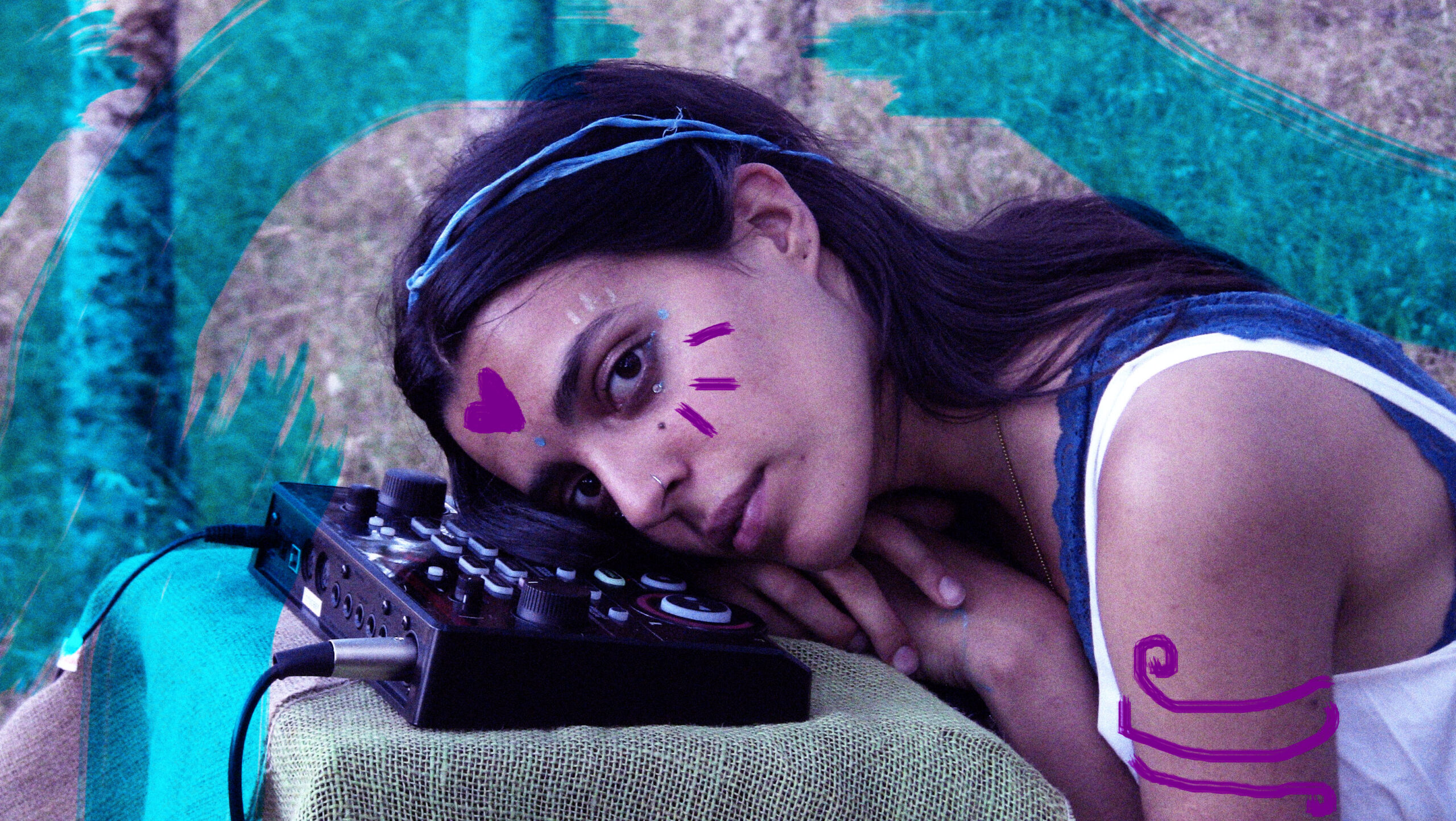 Mariana Bragada viaja pelas raízes através de ‘Mónada’