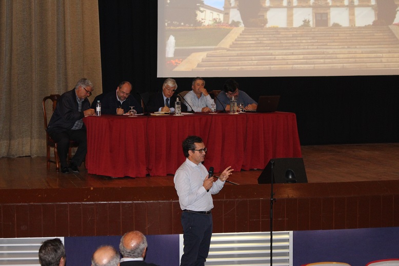 Lagareiros da região associam-se para criar extractora de bagaço