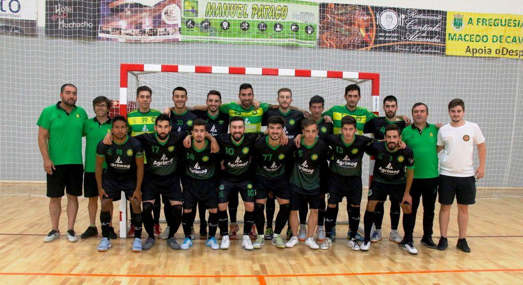 Macedense vence e assume liderança