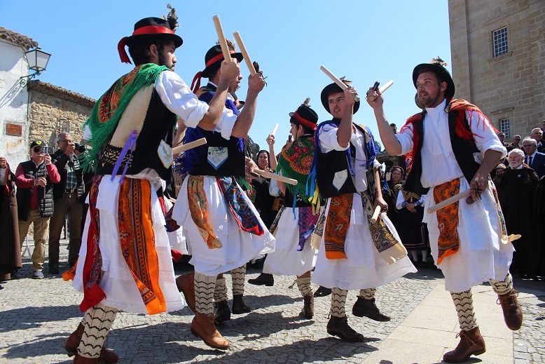 Pauliteiros de Miranda candidatos a património da UNESCO