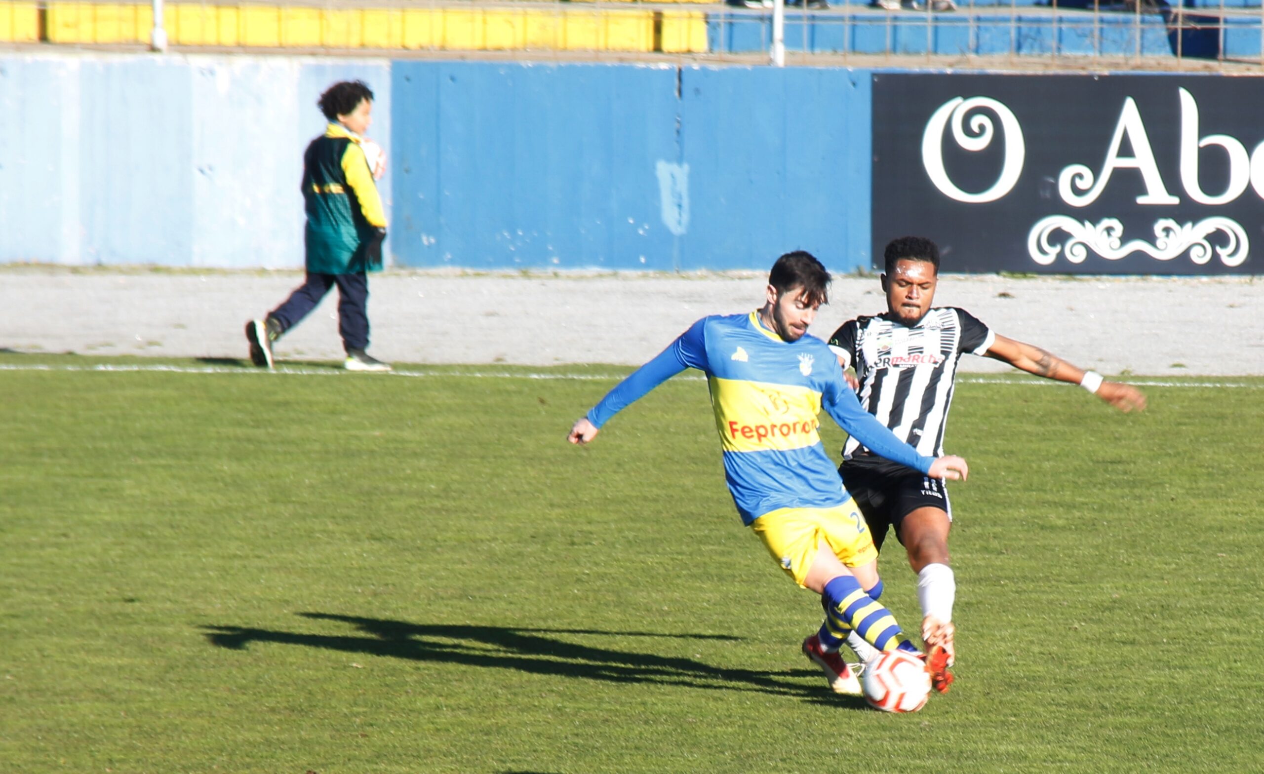 Elias resolve para o Mirandela e agrava crise de resultados do Bragança