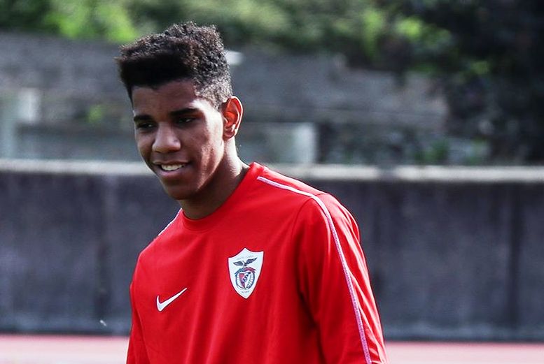 Sport Clube Mirandela apresenta primeiro reforço