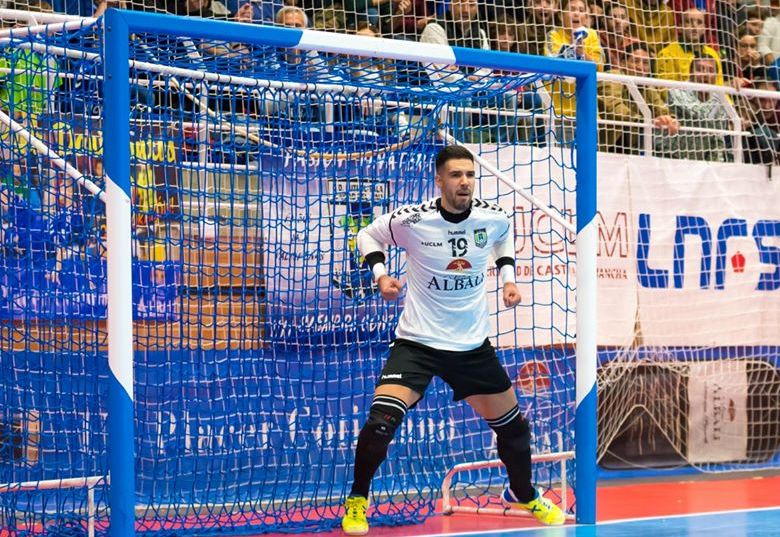 Mirandelense nomeado para melhor guarda-redes da LNFS