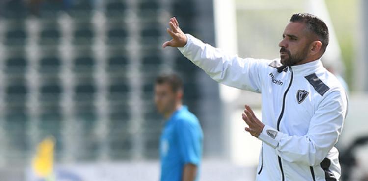 Académico Viseu oficializa saída do mirandelense Rui Borges