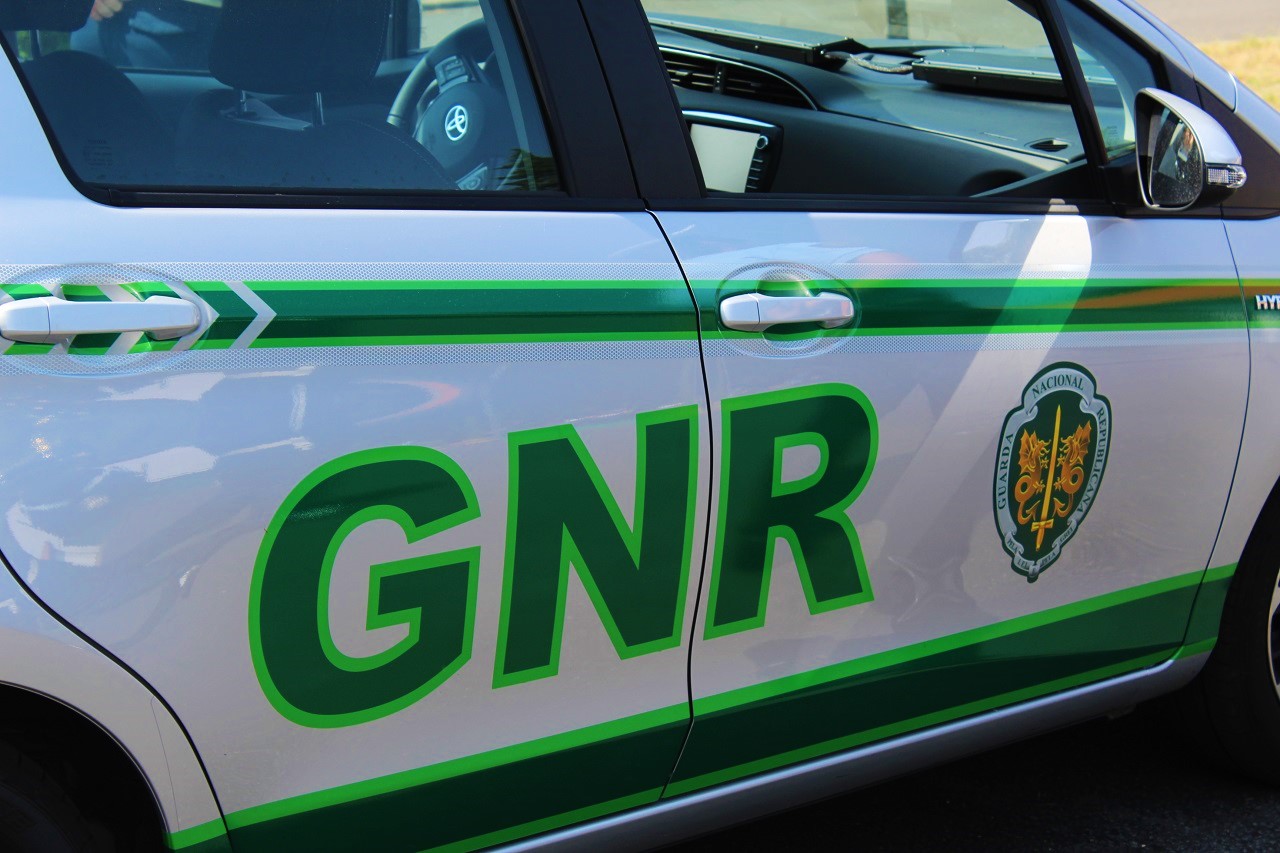 GNR investiga furto em armazém agrícola no concelho de Vimioso