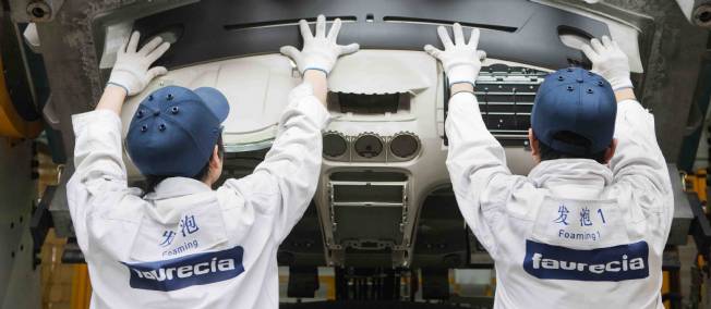 Faurecia está a dispensar dezenas de trabalhadores dos quadros