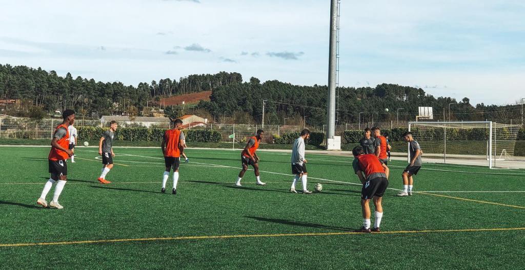 Dérbi transmontano termina empatado