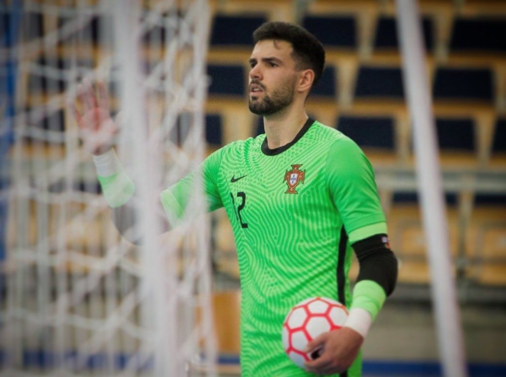 Edu convocado para os jogos com a República Checa