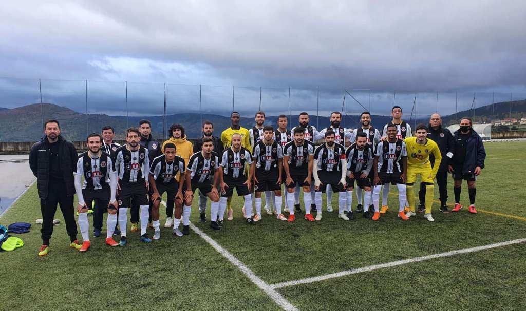 F.C. Vinhais defende uma data limite para a retoma do distrital